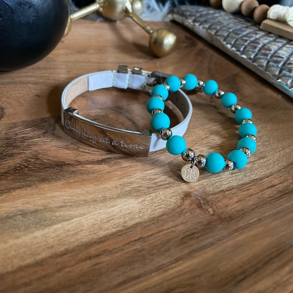 Rustic Cuff Set - Picture 7 of 7